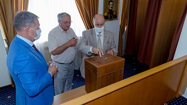 Заседание Законодательного Собрания Оренбургской области
